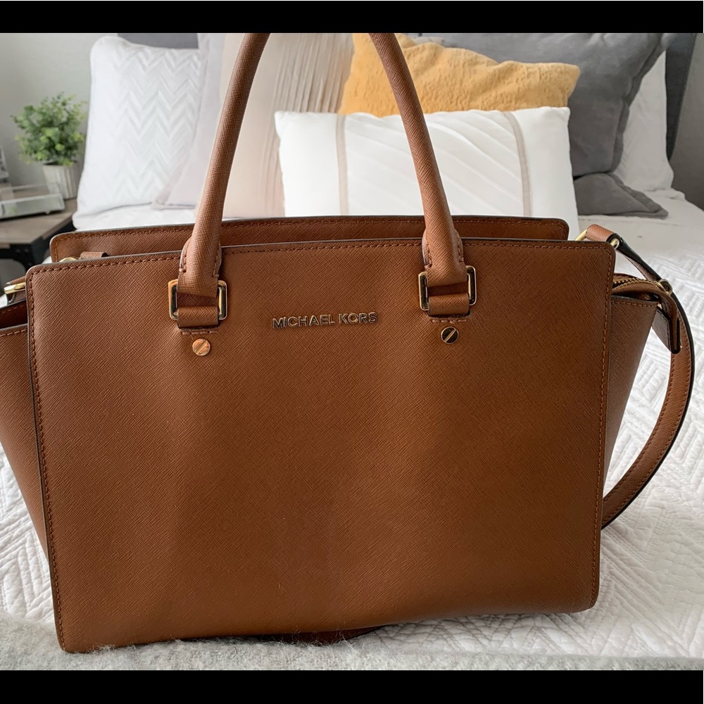 Michael Kors shoulder/crossbody bag